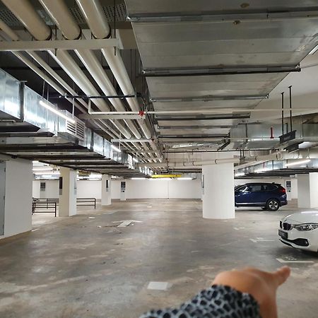 Highpark Suites At Petaling Jaya, Kelana Jaya By Plush Εξωτερικό φωτογραφία
